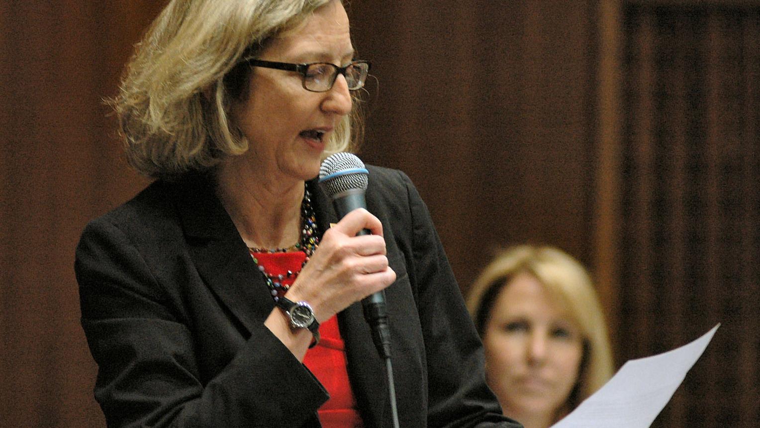 2 Arizona lawmakers take on the politically impossible: Prison sentence reform